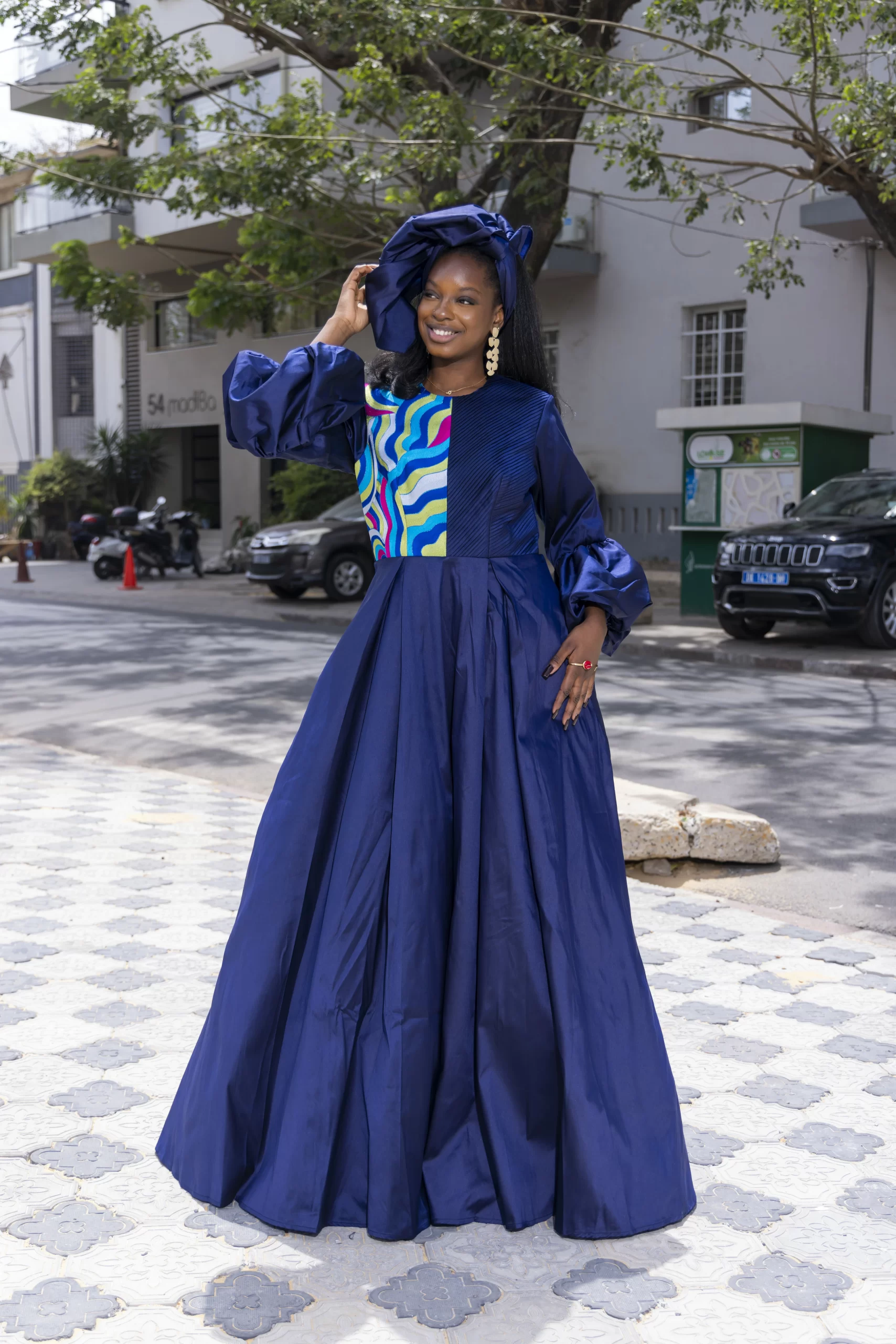 Robe Longue Bleu marine - Buste Brodé en Deux Tons – Image 6