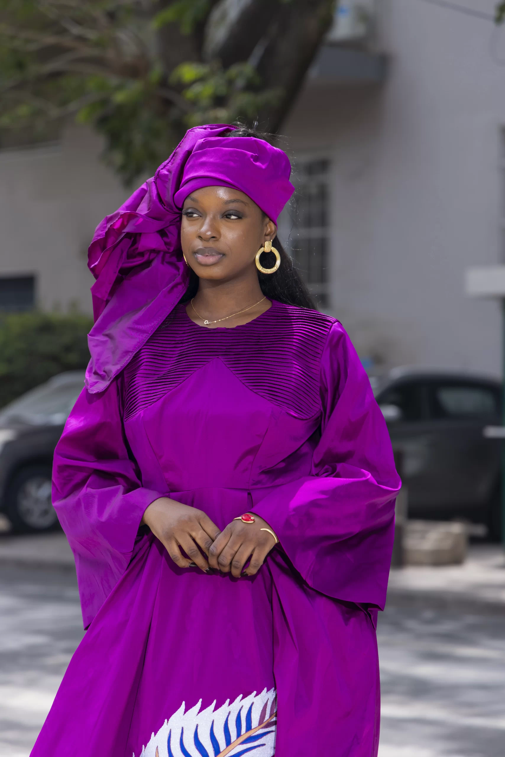 Robe Plume Magenta Foncé – Image 5