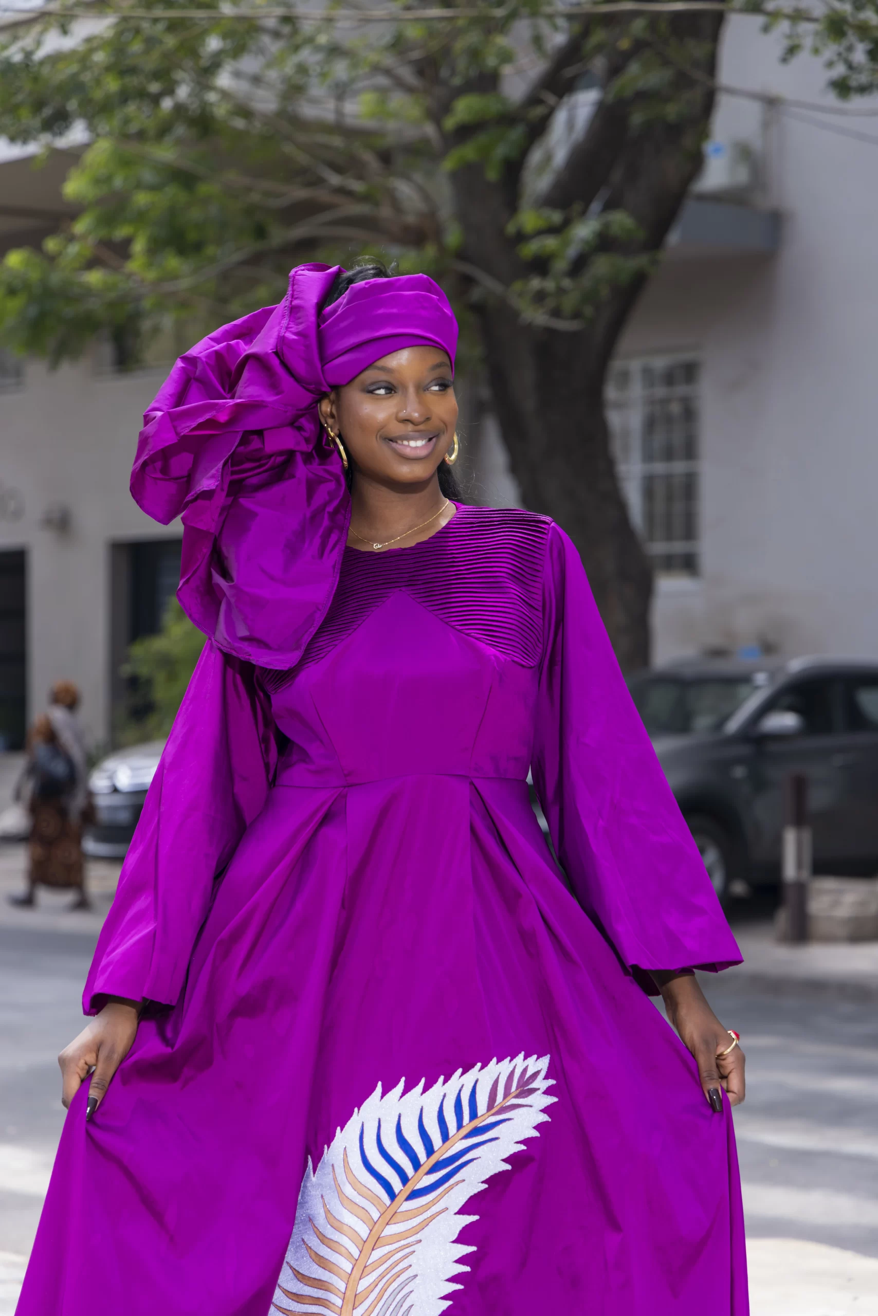 Robe Plume Magenta Foncé – Image 9